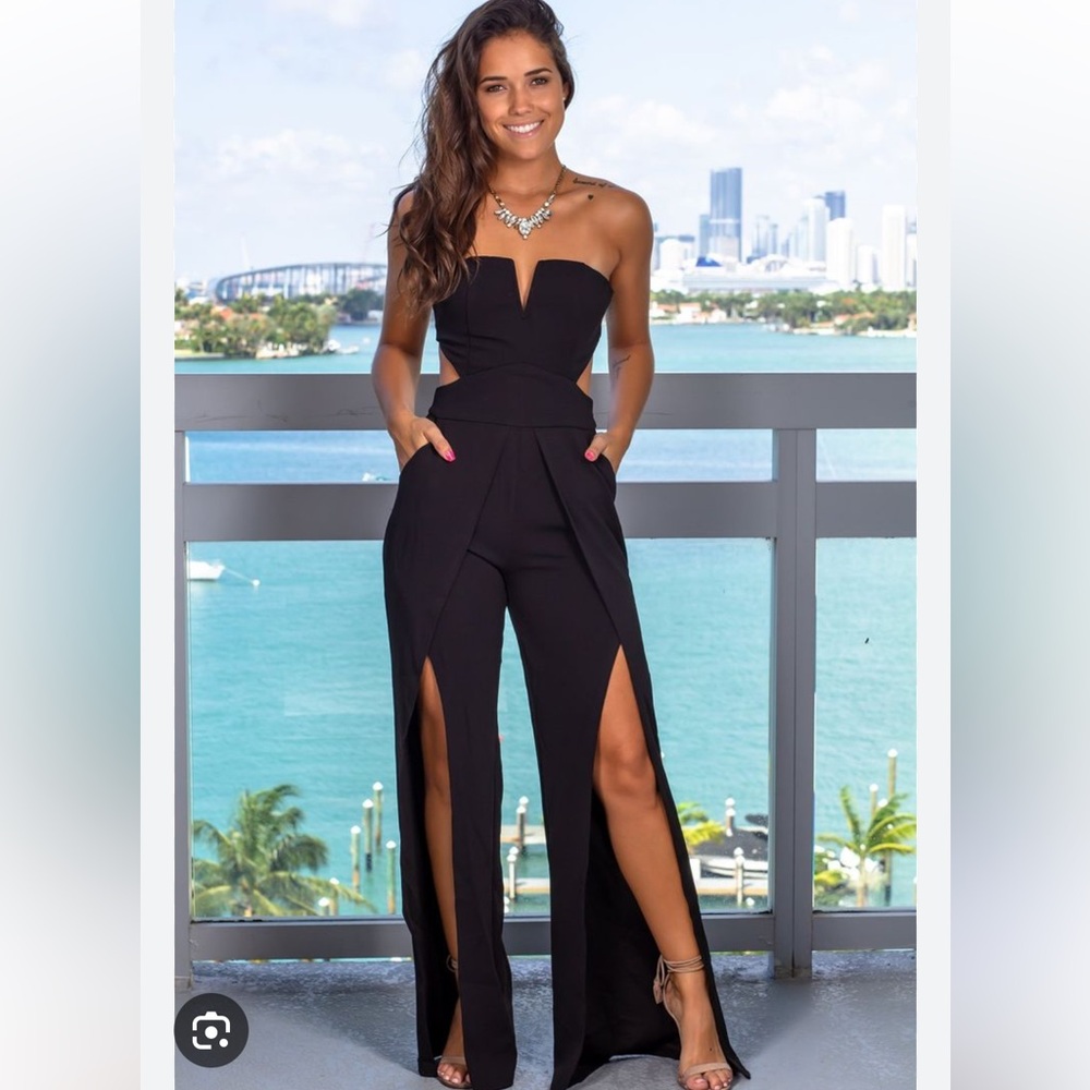 NWT Beautiful Strappless Split Leg Jumpsuit with Side Cutouts in Black/Burgundy